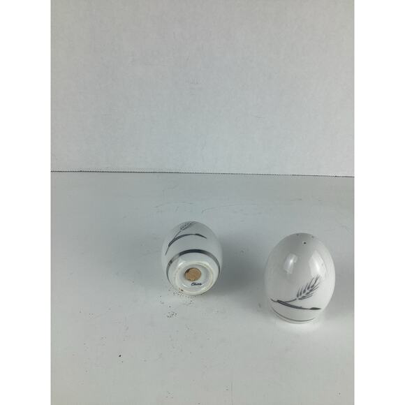 Ceres Coupe Easterling Salt & Pepper Shaker Set Gray Wheat Germany Vintage MCM - Picture 3 of 5